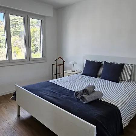 Access, Private In Shared 3-bedroom Apartment, Private Bathroom, Living With Sea View Parentale Salle De Bain Privee Acces Plages & Vue Du Salon Dans Partage