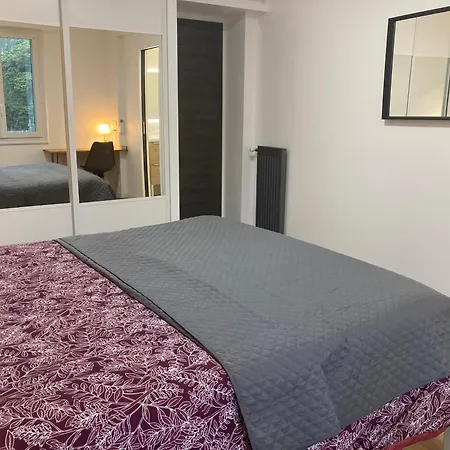 Privatunterkunft Access, Private In Shared 3-bedroom Apartment, Private Bathroom, Living With Sea View Parentale Salle De Bain Privee Acces Plages & Vue Du Salon Dans Partage *