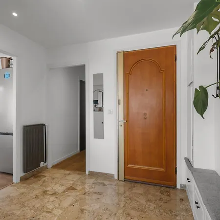 Access, Private In Shared 3-bedroom Apartment, Private Bathroom, Living With Sea View Parentale Salle De Bain Privee Acces Plages & Vue Du Salon Dans Partage Privatunterkunft Cannes